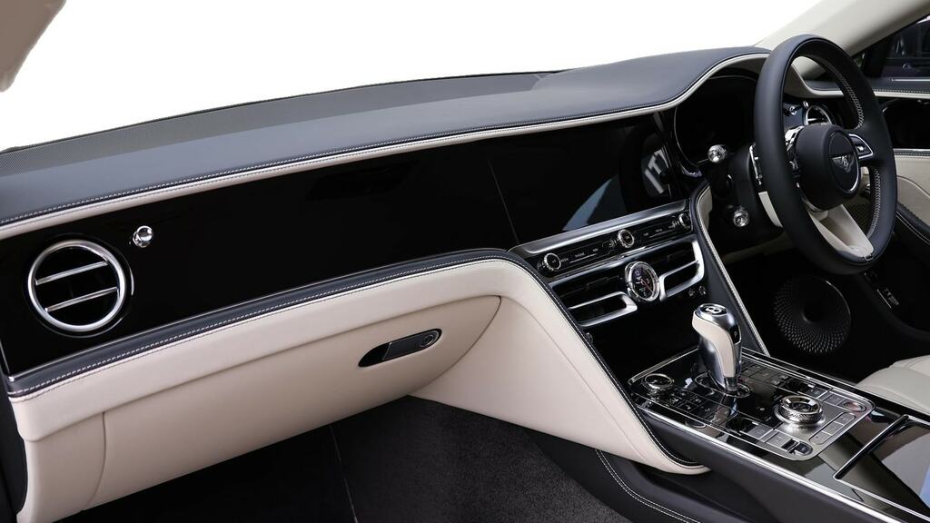 Bentley Flying Spur 4.0 V8 Hybrid Black Edition Touring Grey #2