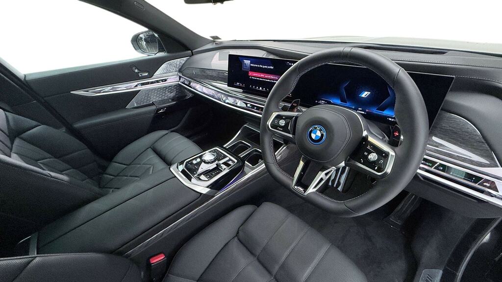 BMW 7 Series M760e Xdrive Ultimate Pack Black #6