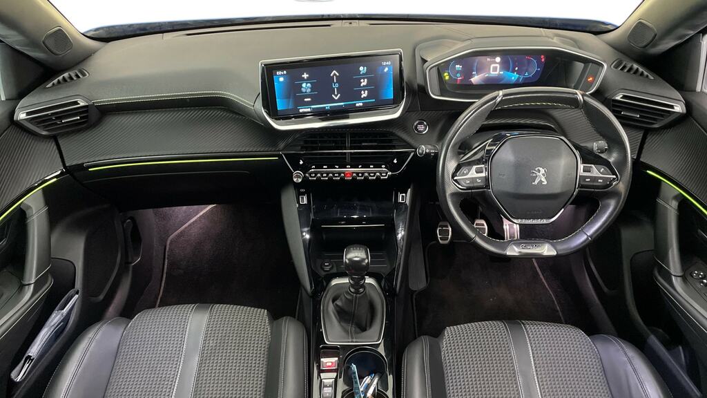 Peugeot e-2008 1.2 Puretech 130 Gt Line Blue #6