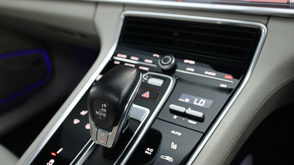 Porsche Panamera 2.9 L 4 E-hybrid 4Wd  #18