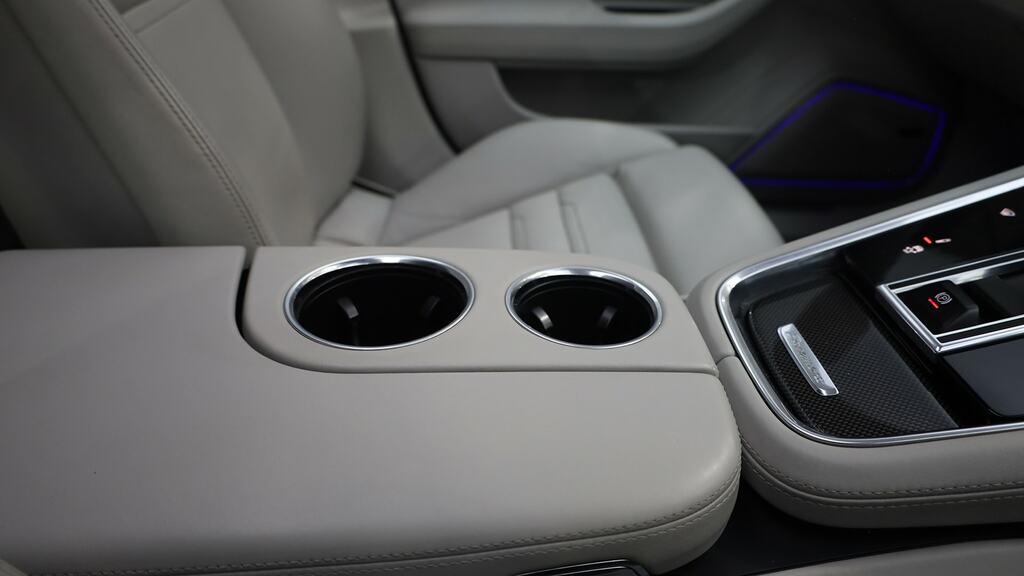 Porsche Panamera 2.9 L 4 E-hybrid 4Wd  #23