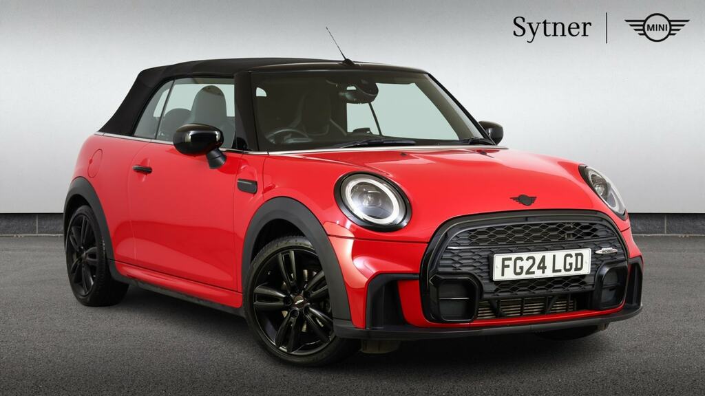 Mini Convertible 1.5 Cooper Sport Premium Red