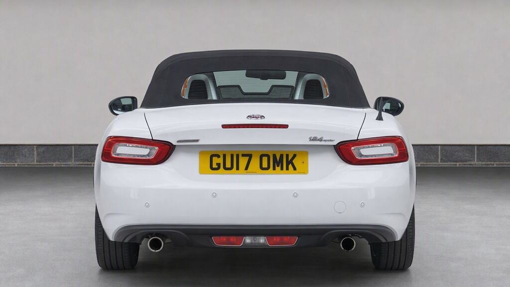 Fiat 124 Spider Lusso Plus 1.4 Convertible Red #7