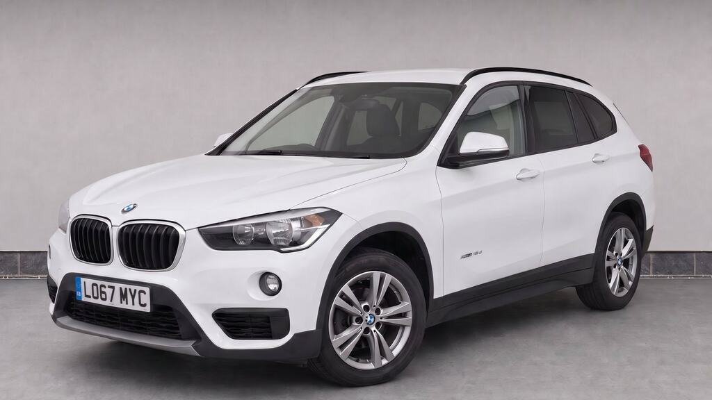 BMW X1 Sdrive 18D Se White #2