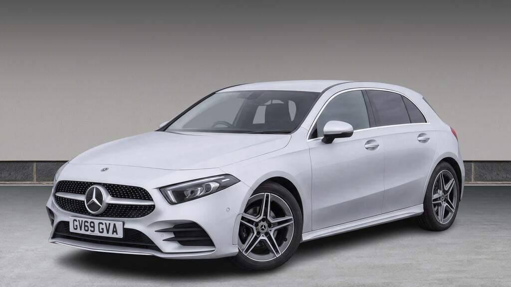 Mercedes-Benz A Class A180 Amg Line Premium Black #2