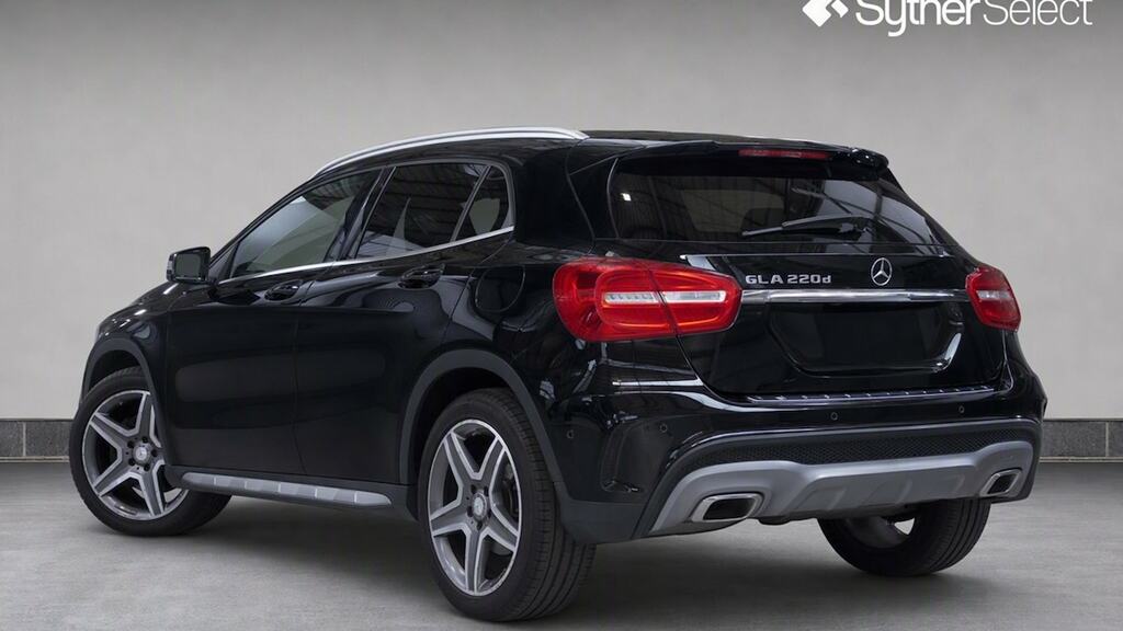 Mercedes-Benz GLA Class Gla 220D 4Matic Amg Line Prem Plus Black #3