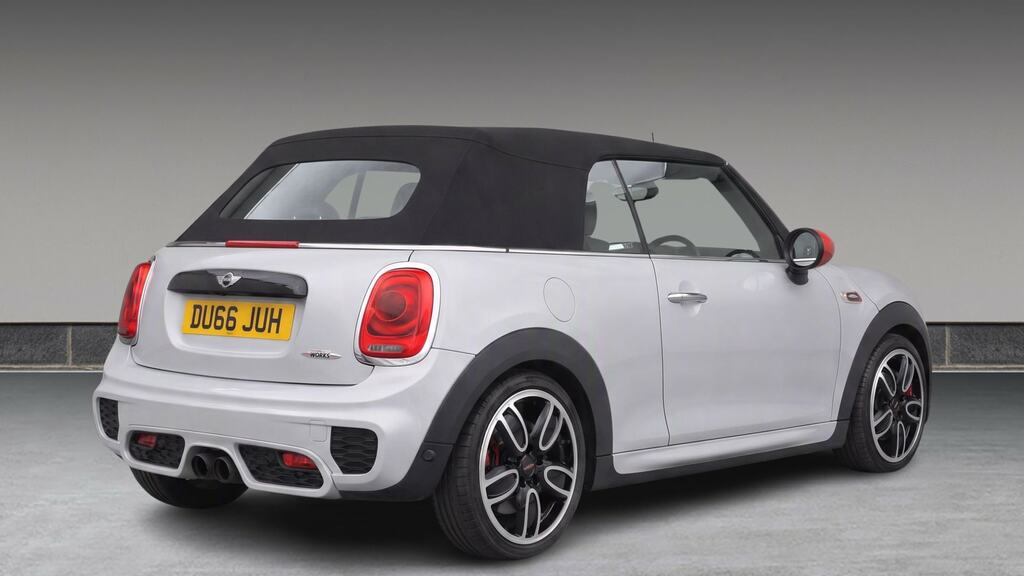 Mini Convertible 2.0 John Cooper Works Chili Pack White #4