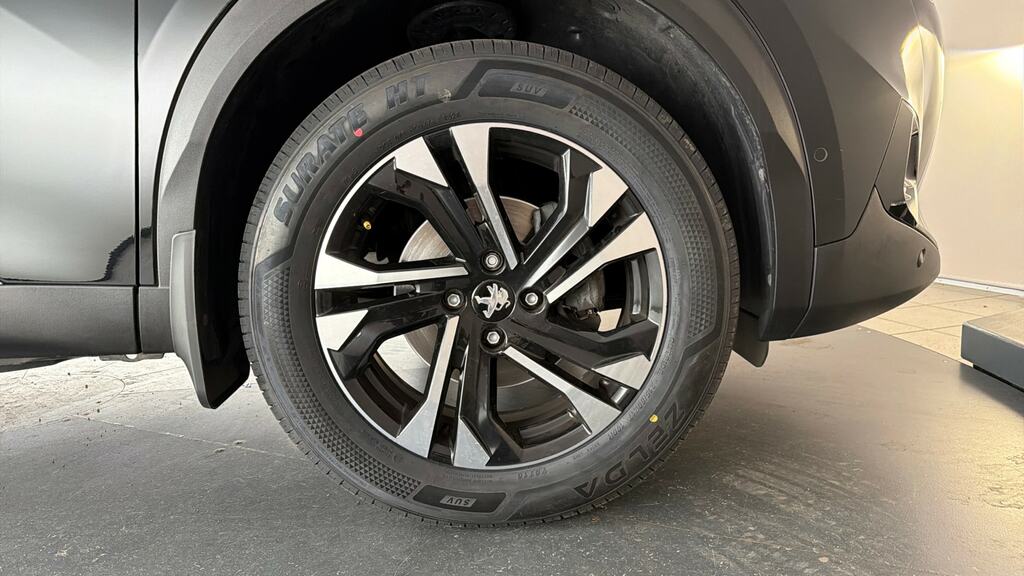 Peugeot e-2008 100Kw Gt 50Kwh Black #23