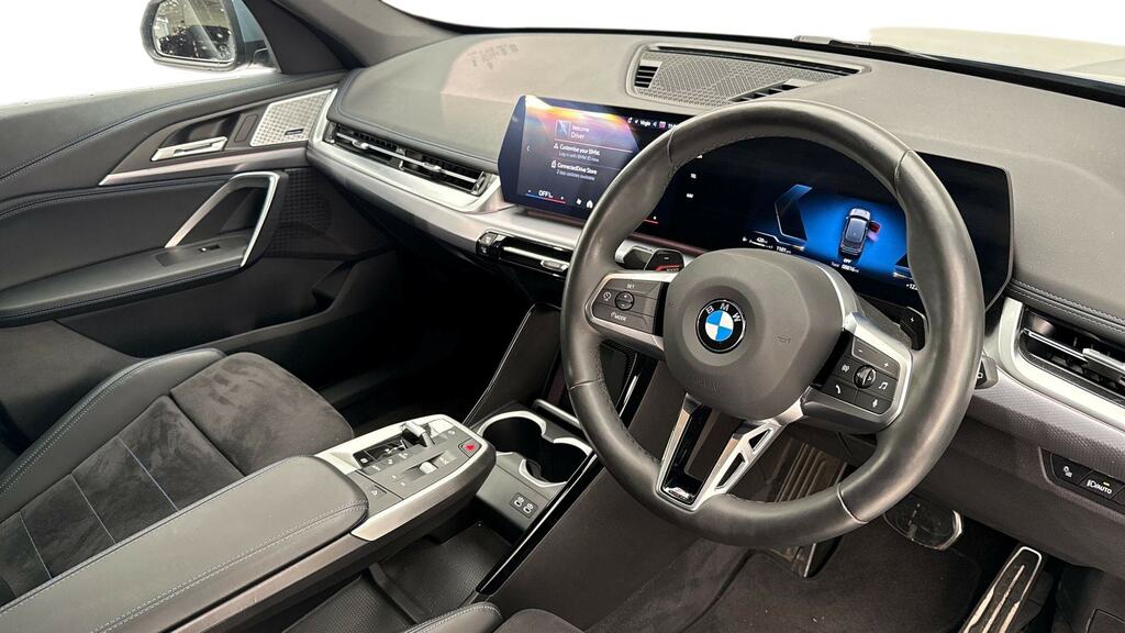 BMW X1 Sdrive 18D M Sport Step Blue #6