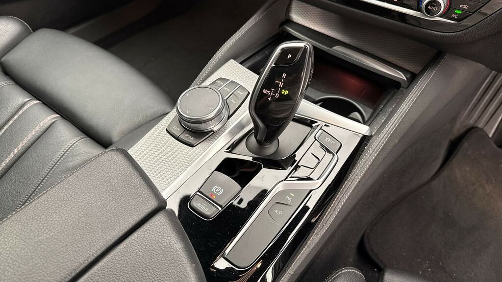 BMW 5 Series 520D Xdrive Se Blue #10