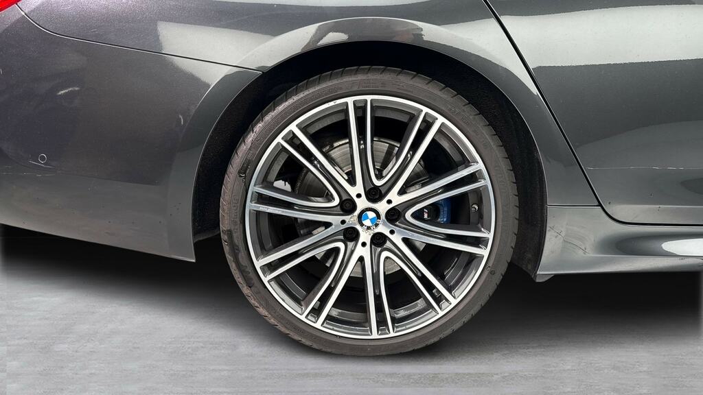 BMW 5 Series 520D Xdrive Se Blue #14