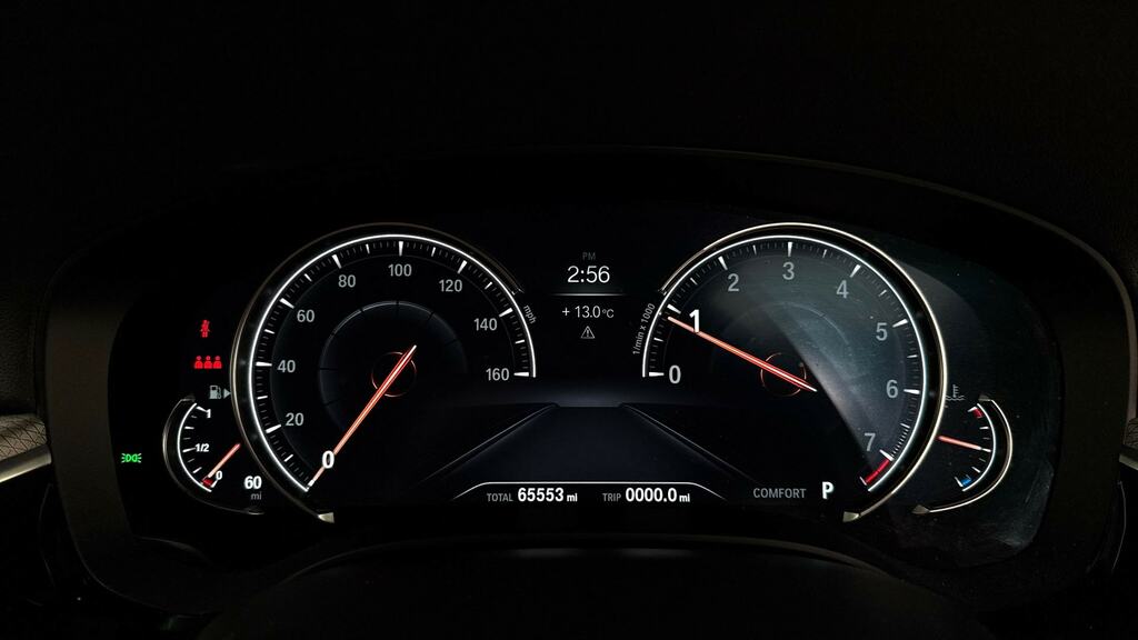 BMW 5 Series 520D Xdrive Se Blue #9