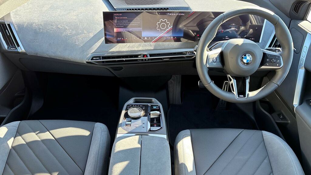 BMW iX 300Kw Xdrive45 M Sport 101Kwh Tech Blue #4