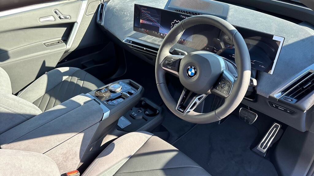 BMW iX 300Kw Xdrive45 M Sport 101Kwh Tech Blue #6