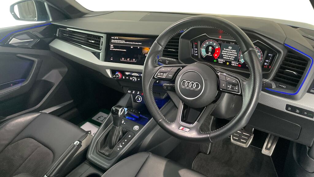 Audi A1 Sport 30 Tfsi 116 Ps S Tronic Grey #9