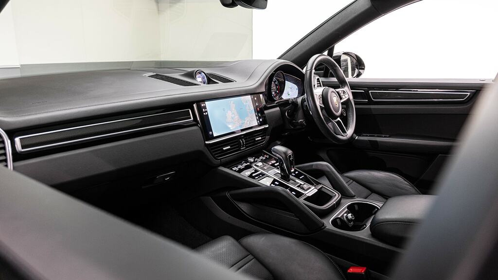 Porsche Cayenne 3.0 V6 E-hybrid 17.9Kwh Platinum Edition Suv P Black #13