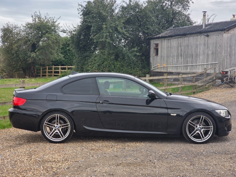 BMW 3 Series 320D Sport Plus Edition YK62XEY Black #6