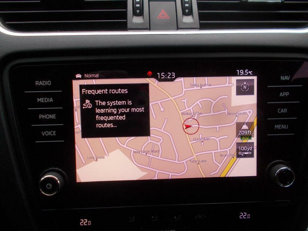 Skoda Octavia 2.0 Tdi Vrs Euro 6 S S Black #4