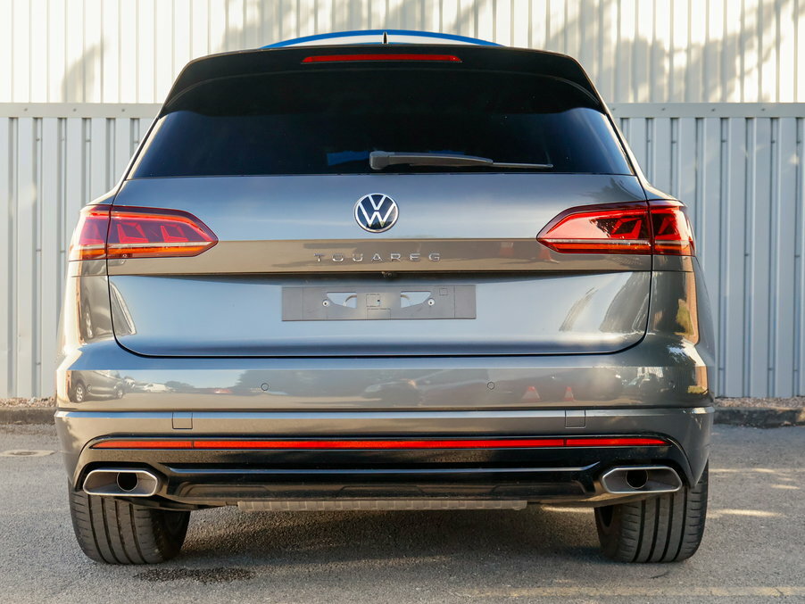 Volkswagen Touareg 3.0 V6 Tdi 4Motion Black Edition Tip Grey #3