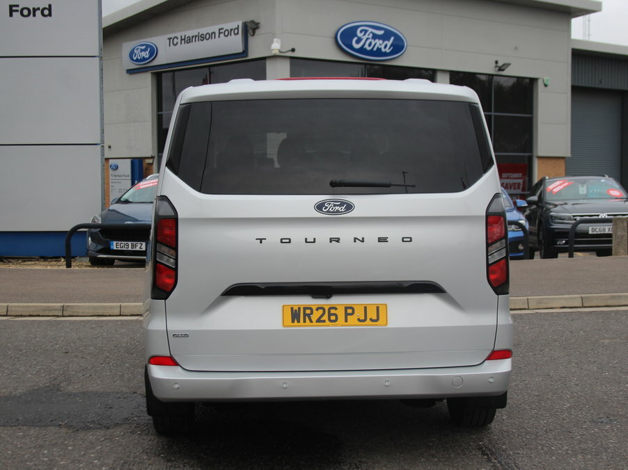 Ford Tourneo Custom 2.5 Phev 232Ps H1 Titanium 8 Seater Silver #5
