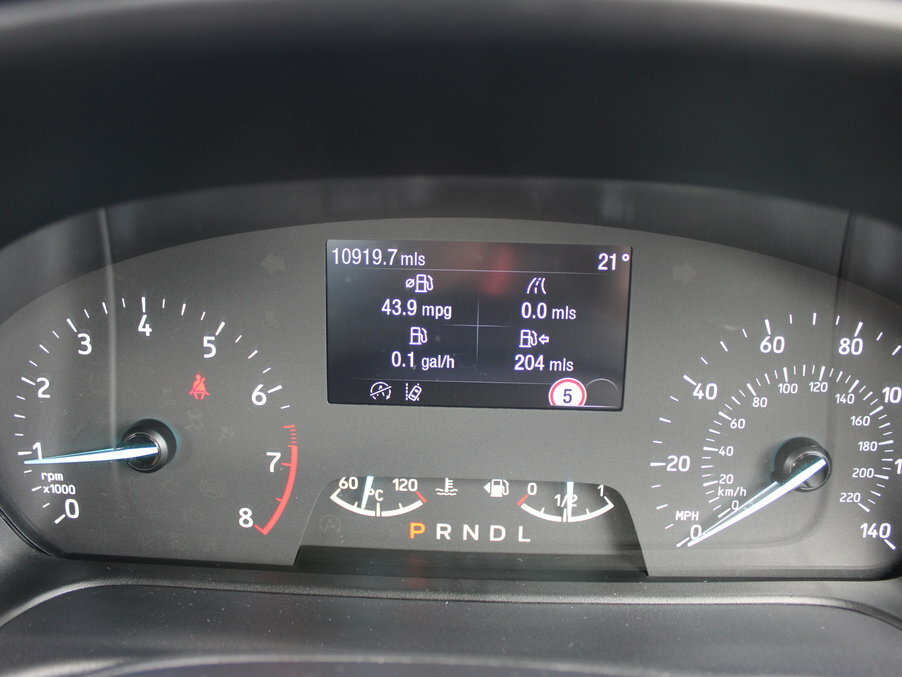 Ford Puma 1.0 Ecoboost Hybr Mhev 155 St-line Vignale Dct Red #33
