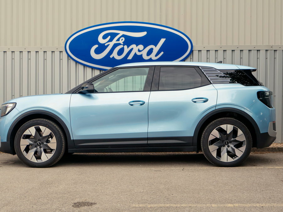 Ford Explorer 250Kw Premium 79Kwh Awd Blue #3