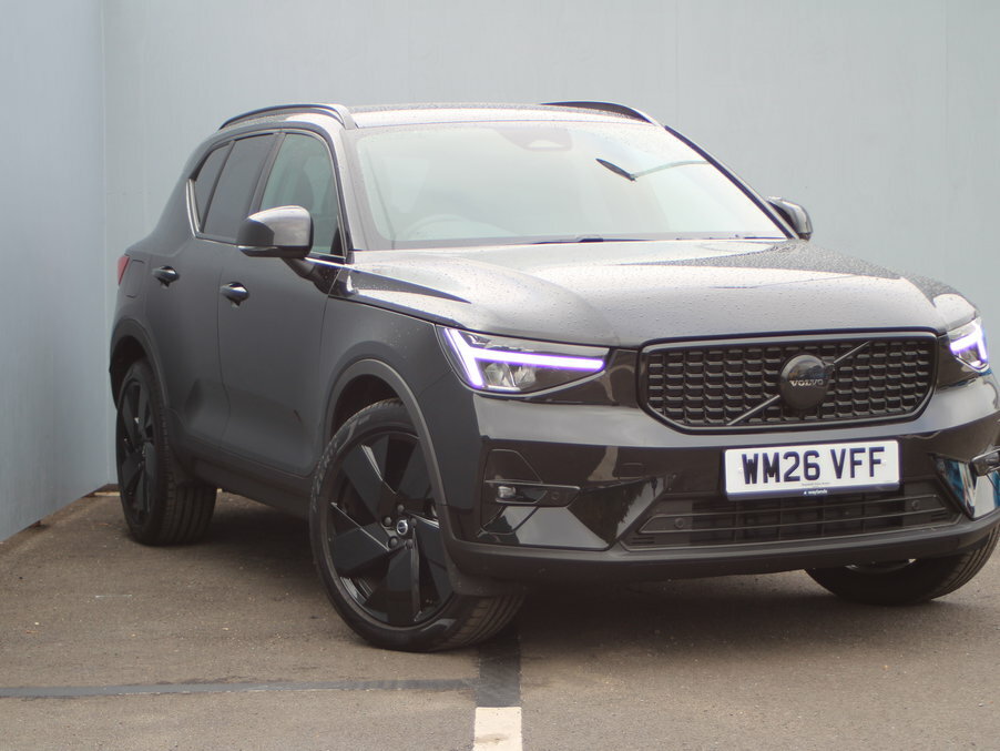 Volvo XC40 2.0 B4p Plus Black Edition Black