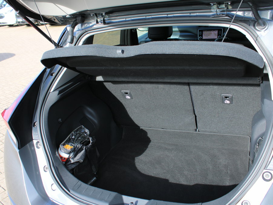 Nissan Leaf 110Kw N-connecta 40Kwh Green #17