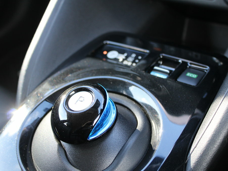 Nissan Leaf 110Kw N-connecta 40Kwh Green #23