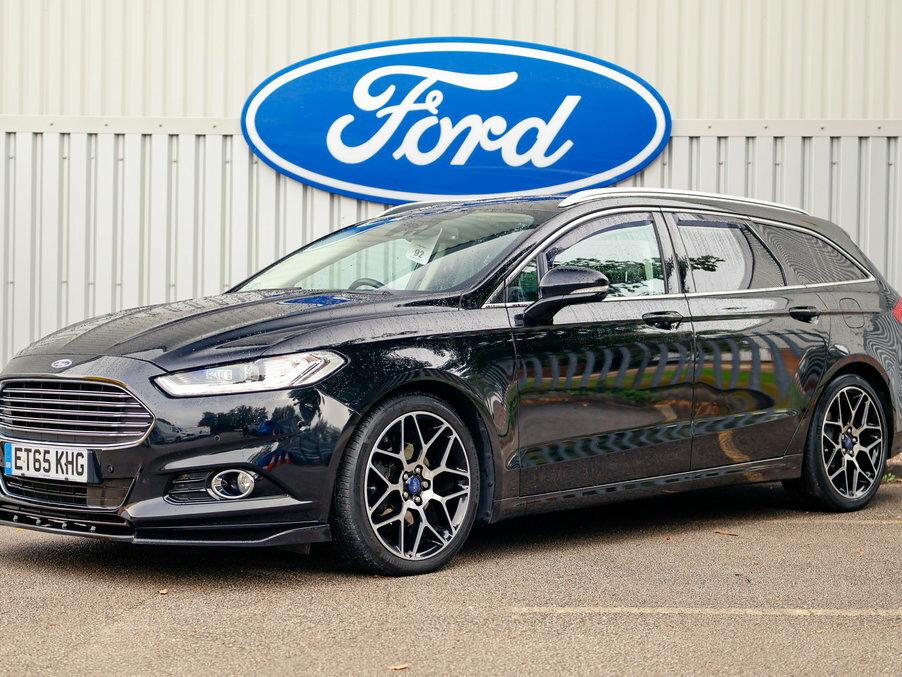 Ford Mondeo 2.0 Ecoboost Titanium X Pack Black #2
