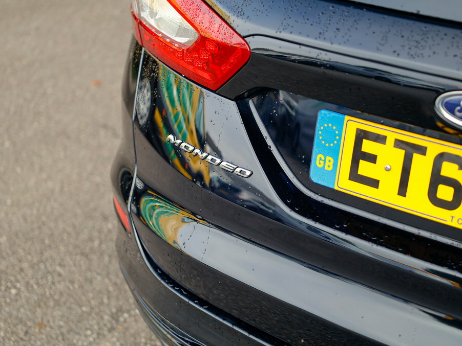Ford Mondeo 2.0 Ecoboost Titanium X Pack Black #6