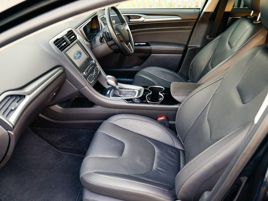 Ford Mondeo Mondeo Zetec Blue #16
