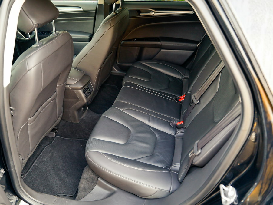 Ford Mondeo Mondeo Zetec Blue #14