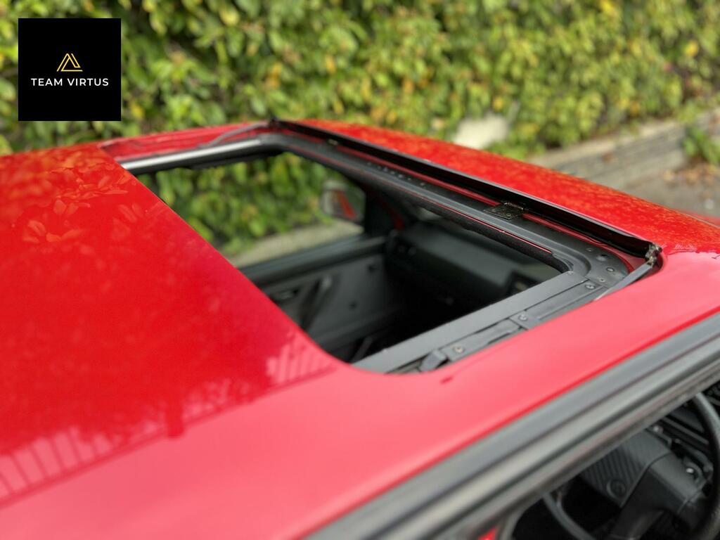 Volkswagen Golf 2.0 16V Gti Hatchback 199 G Km Red #3