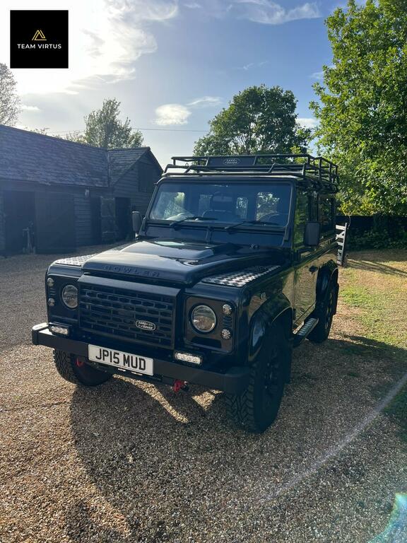 Land Rover Defender 90 Xs Black
