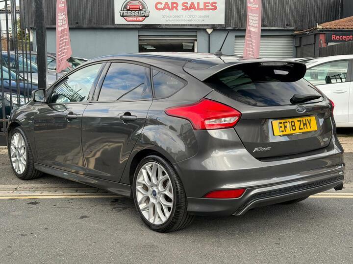 Ford Focus 1.0T Ecoboost St-line Euro 6 Ss Grey