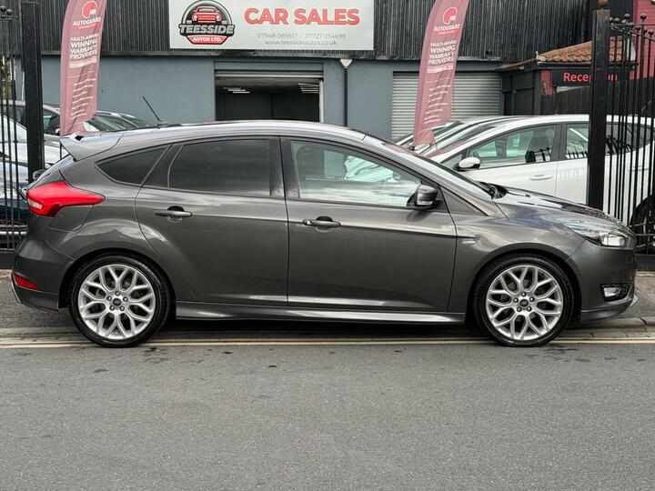 Ford Focus 1.0T Ecoboost St-line Euro 6 Ss Grey #2