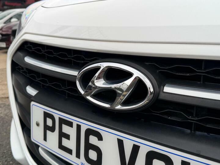 Hyundai I30 Crdi Se Blue Drive White #36