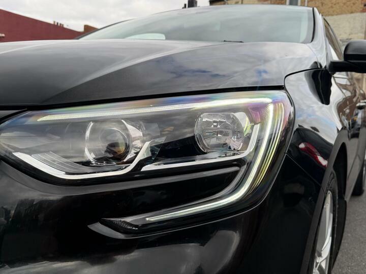 Renault Megane 1.5L Signature Nav Black #35