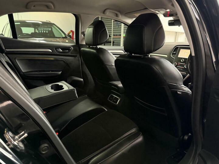 Renault Megane 1.5L Signature Nav Black #31