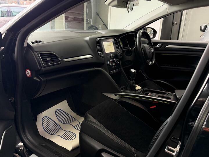 Renault Megane 1.5L Signature Nav Black #30