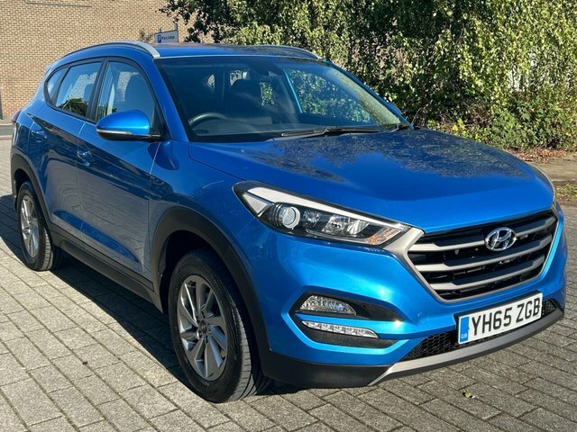 Hyundai Tucson 1.7L S Red #11