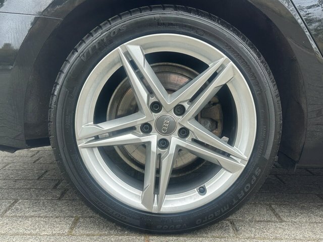 Audi A4 Tdi Ultra Sport Saloon Black #3