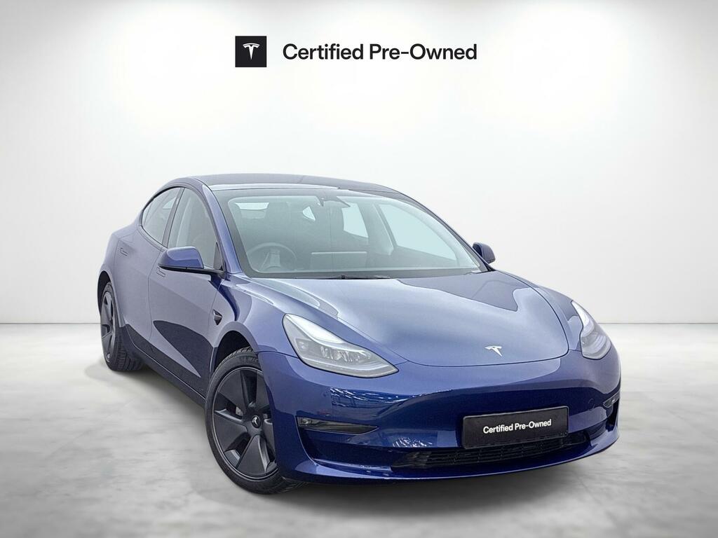 Tesla Model 3 Long Range Blue