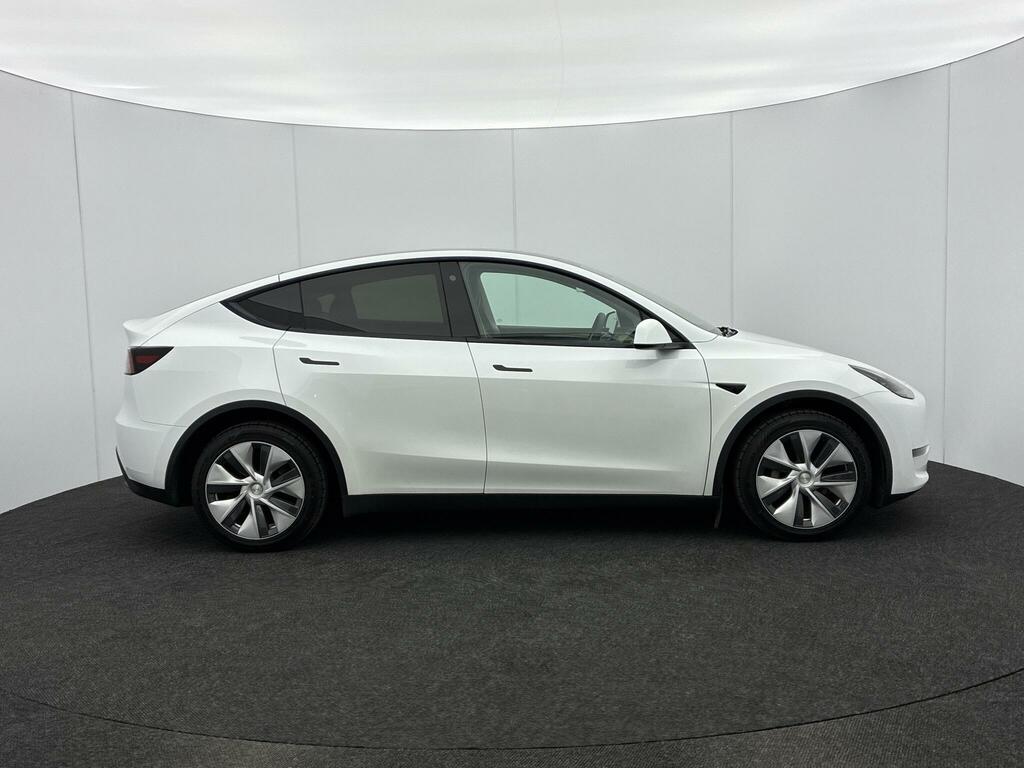 Tesla Model Y Long Range White #5