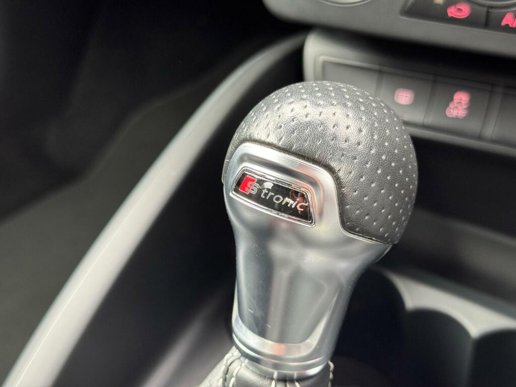 Audi A1 1.4 Tfsi Sport Nav S Tronic  #32