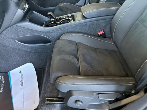 Volvo XC40 1.5 T3 163 R-design #38