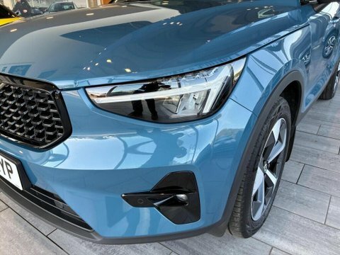 Volvo XC40 1.5 T3 163 R-design #42