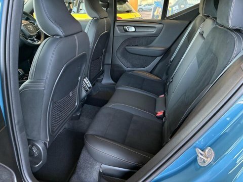Volvo XC40 1.5 T3 163 R-design #13
