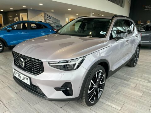 Volvo XC40 2.0 B4 Mhev WF26JYY #3